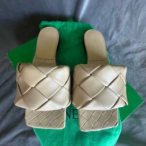 Bottega Veneta Beige Woven Slide Sandals